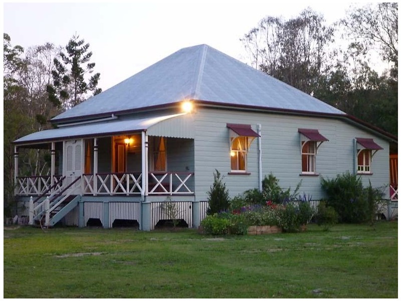 631 Hawkesbury Road, Anstead QLD 4070